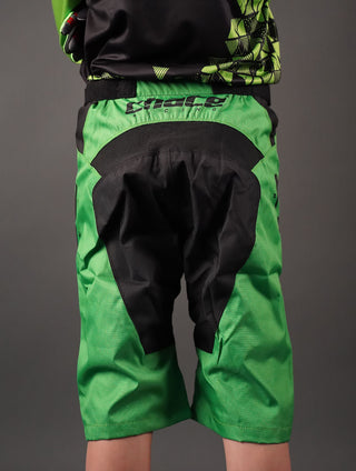 MTB Shorts in Black & Green 5