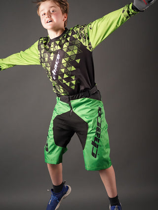MTB Shorts in Black & Green 1