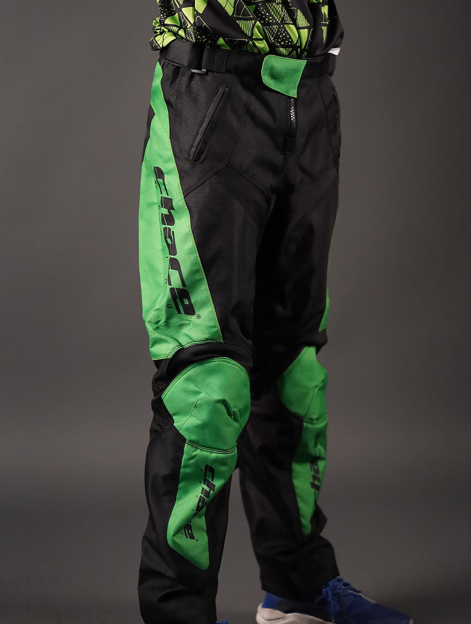 MTB pants in Black & Green 4