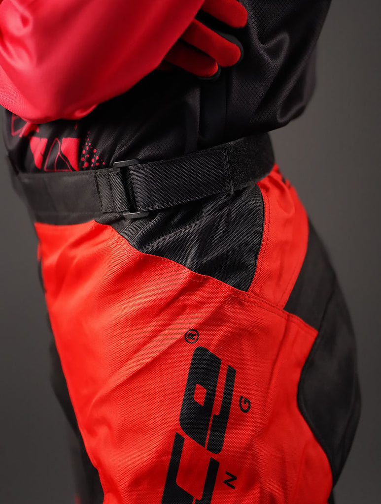 MTB Shorts in Black & Red 8